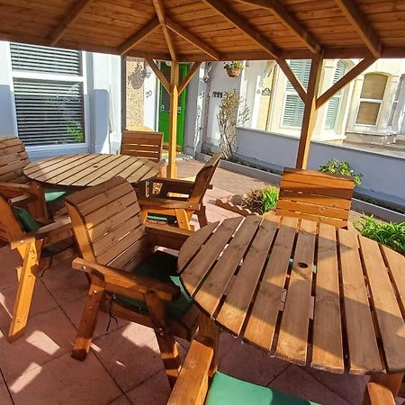 Morwenna Luxury Holiday Apartments Llandudno Bagian luar foto