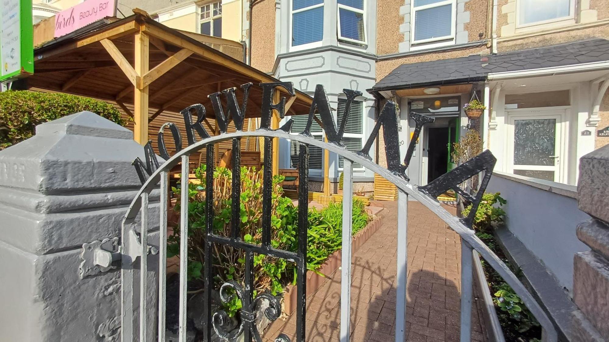 Morwenna Luxury Holiday Apartments Llandudno Bagian luar foto