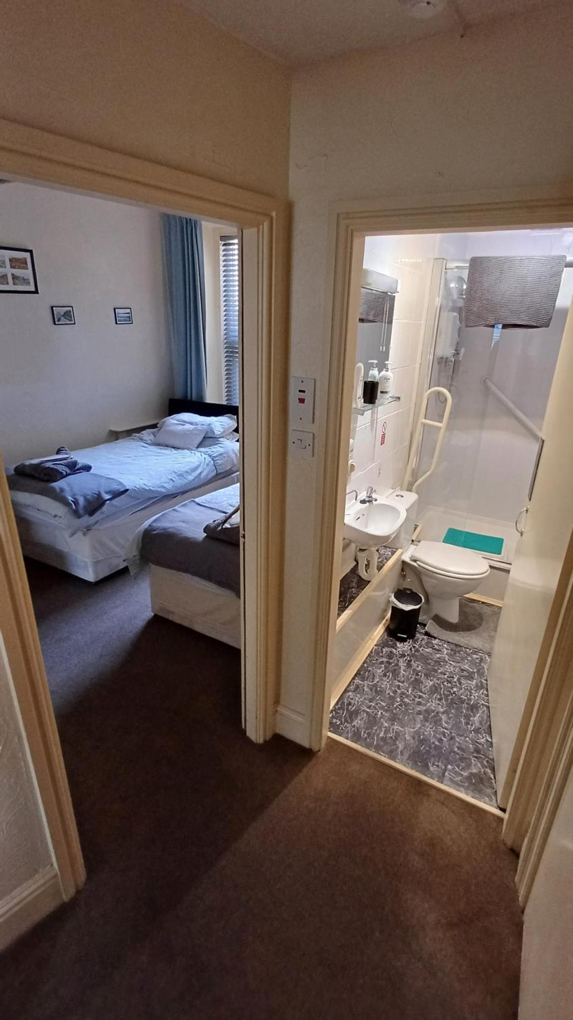 Morwenna Luxury Holiday Apartments Llandudno Bagian luar foto