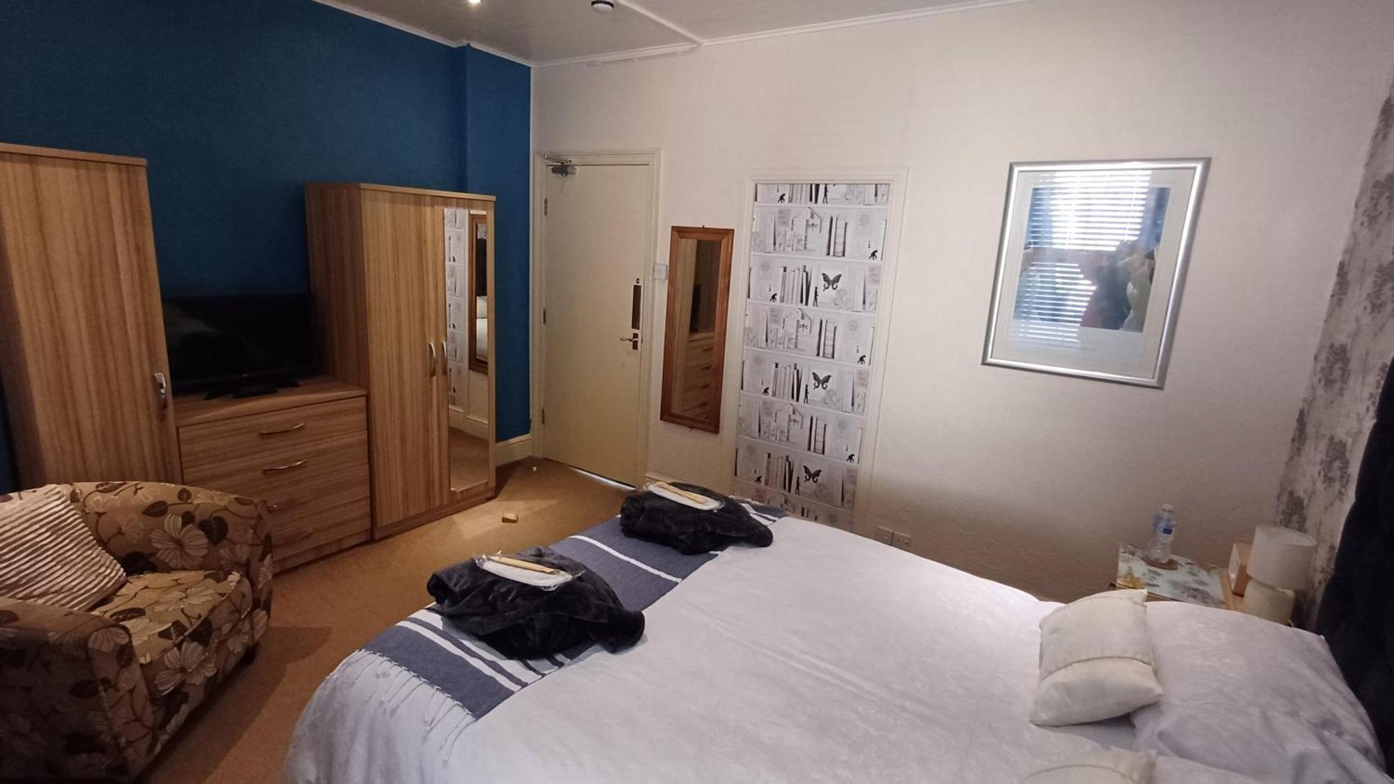 Morwenna Luxury Holiday Apartments Llandudno Bagian luar foto